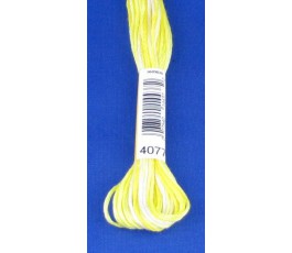 Texto proveniente de una tienda en línea que vende materiales para manualidades: hilos, cordones, madejas, lienzos, telas,