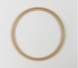 Wooden round frame without a hanger 19 cm/ 8 mm (Nurge)