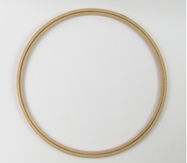 Wooden round frame without a hanger 28 cm/ 8 mm (Nurge)
