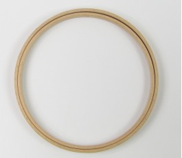 Wooden round frame without a hanger 22 cm/ 16 mm (Nurge)