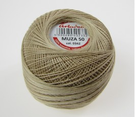 Cordonnet en coton Muza 50 en coton mercerisé.