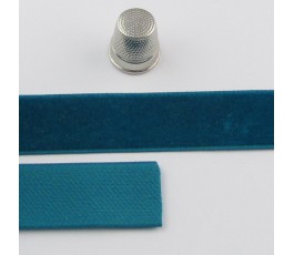 Velvet ribbon 16mm, colour 984